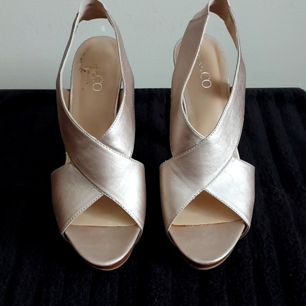 Nine & Co Champagne Heels